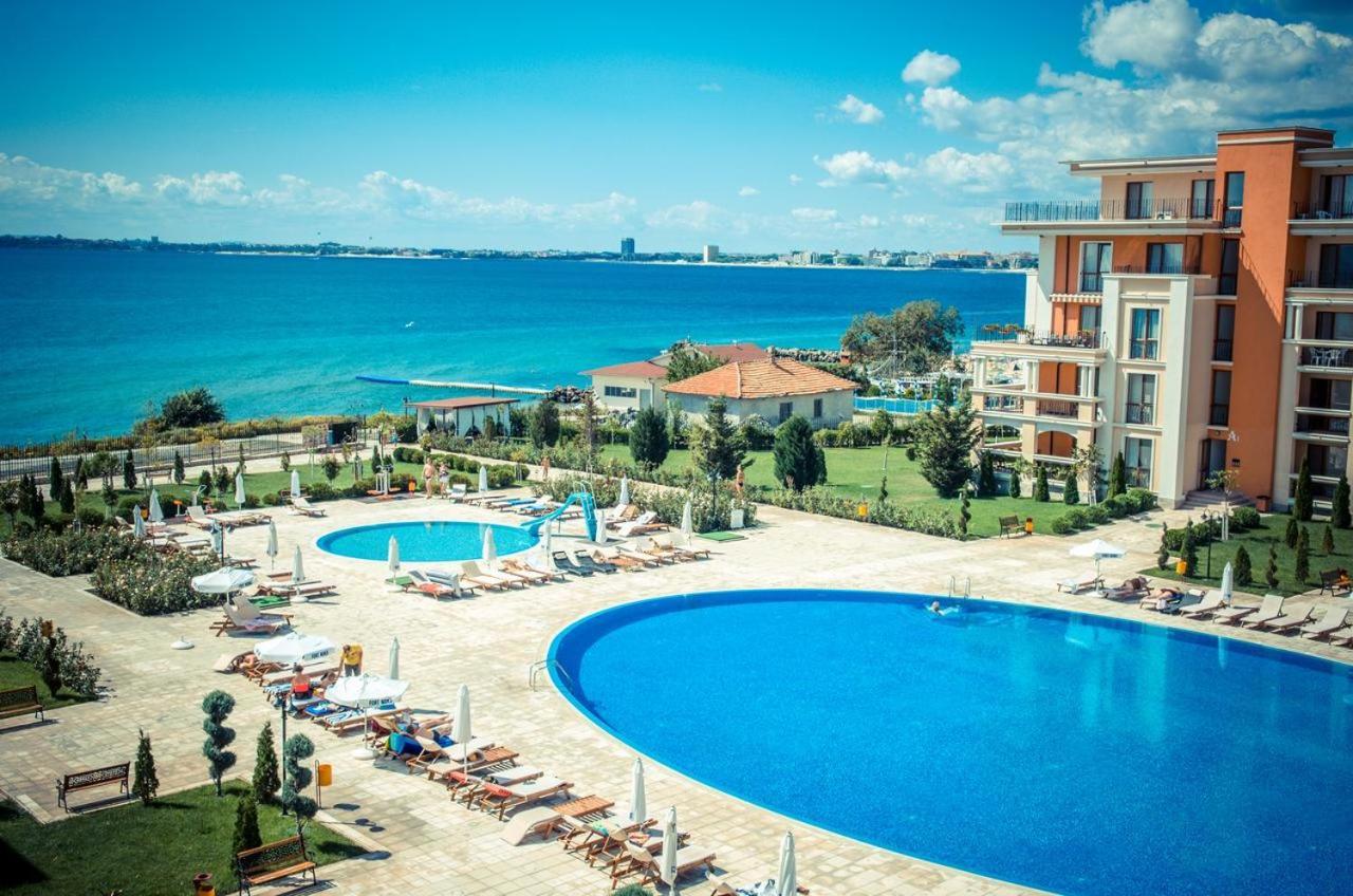 Prestige Fort Beach - Premium Apartments Sveti Vlas Exteriér fotografie