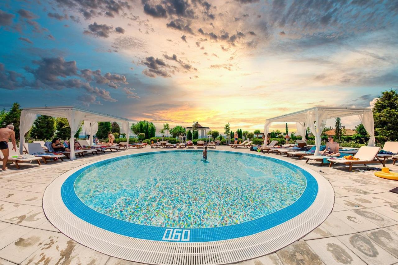 Prestige Fort Beach - Premium Apartments Sveti Vlas Exteriér fotografie