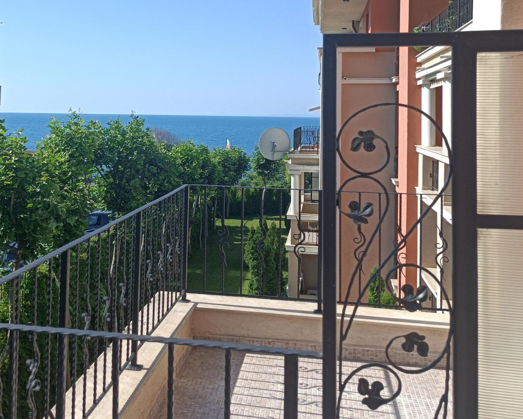 Prestige Fort Beach - Premium Apartments Sveti Vlas Exteriér fotografie
